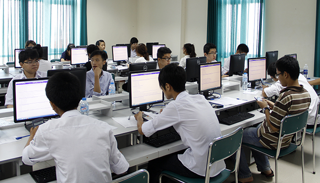 Khoảng 75 thí sinh dự thi đánh giá năng lực đạt điểm trung bình trở lên